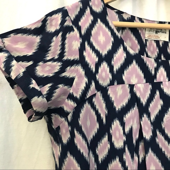 Holding Horses Ikat tunic - Picture 5 of 10